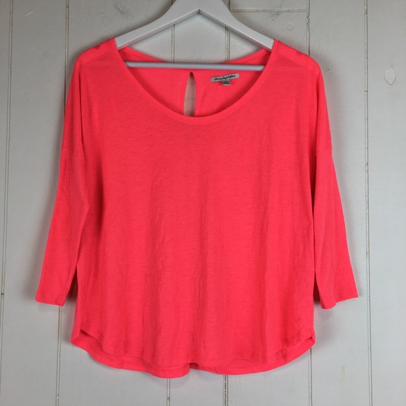 American Eagle Outfitters Tops - American Eagle Top Medium Neon Pink American Eagle Outfitters Tops - American Eagle Top Medium Neon Pink